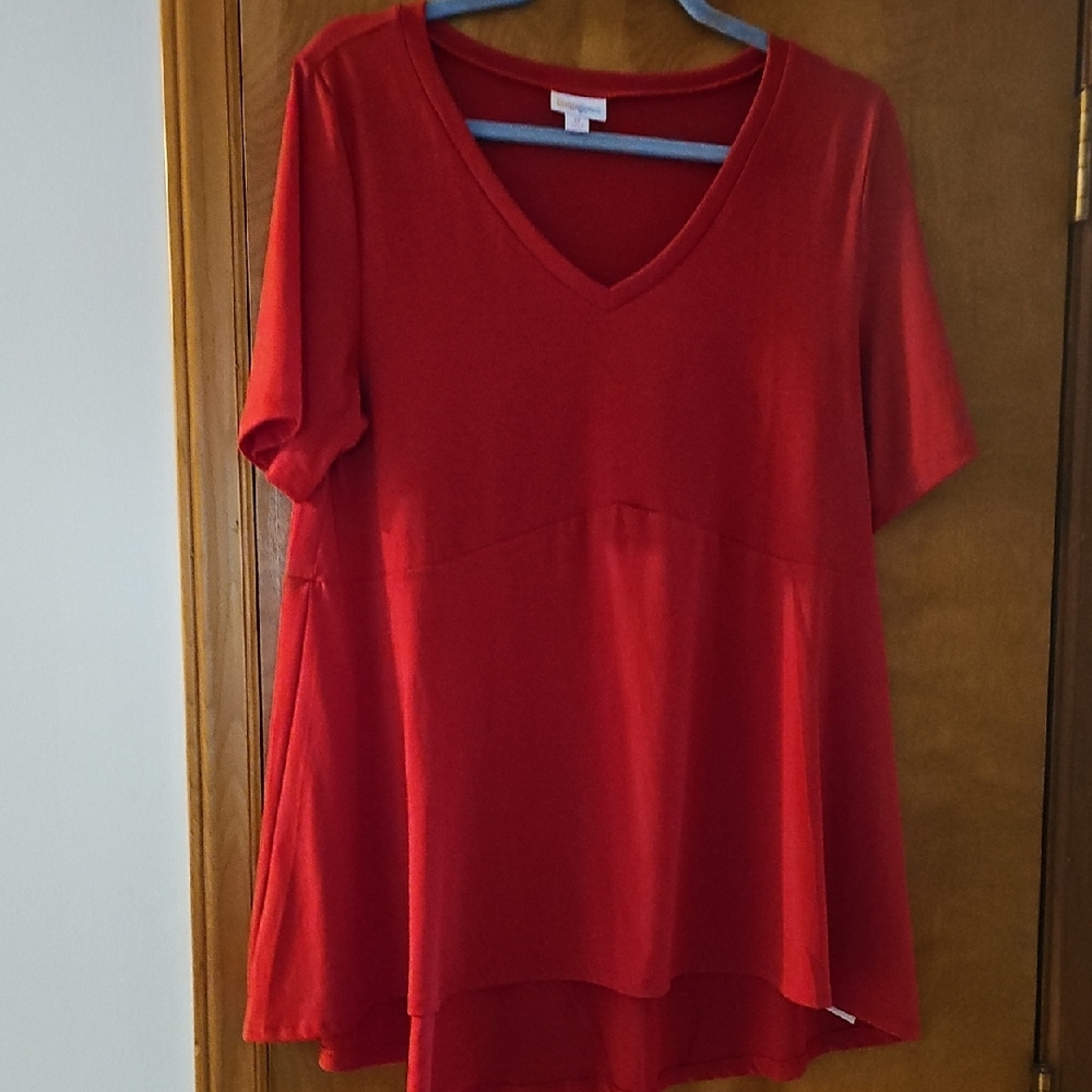 Women's Red V-Neck Tunic Top